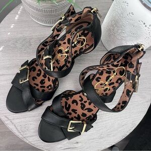 Jessica Simpson Eugenia Black Leather 3” Heels Shoes Gold Buckle Detail Size 7.5